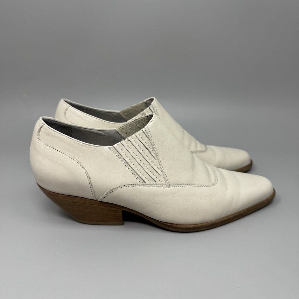 Vince Women's Eagan Ankle Bootie Vintage White Size 5M